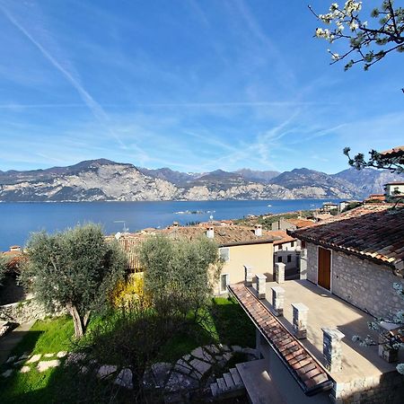 Casa Antico Borgo - Appartamento 1 Assenza di Brenzone Luaran gambar